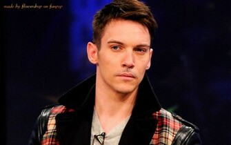 Jonathan Wallpaper Rhys Meyers