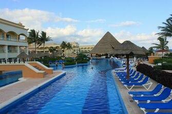 Hard Rock Hotel Riviera Maya Photo Cove Bar In Background