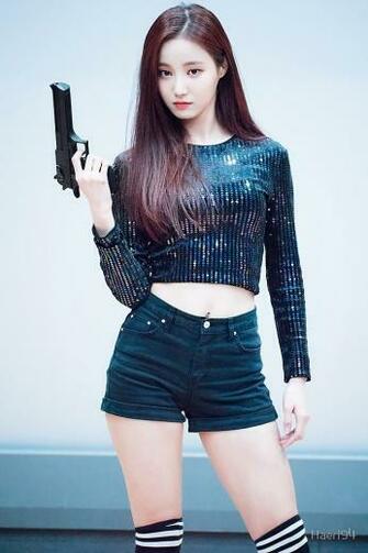 Momoland Yeonwoo By Haeri94