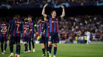 Robert Lewandowski Records Champions League First With Barcelona