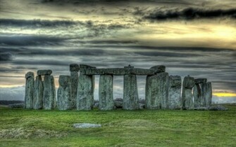 Wallpaper In Night Stonehenge Cloudy