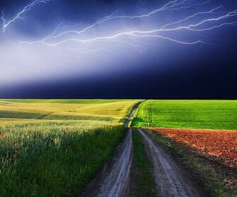 Your Android HD Cool Landscape And Meteor Wallpaper