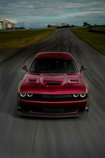 Dodge Challenger iPhone Wallpaper Image