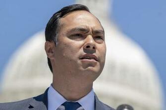 Joaquin Castro Publicly Shamed Trump Donors The Mary Sue