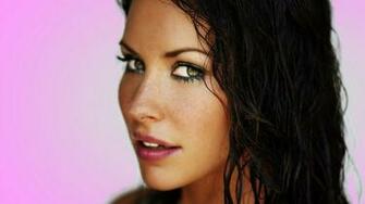 Landscape Hollywood Actress Wallpaper Mobile