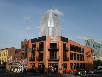 Nashville Emanating Loud Country And Western Live Music The Sounds