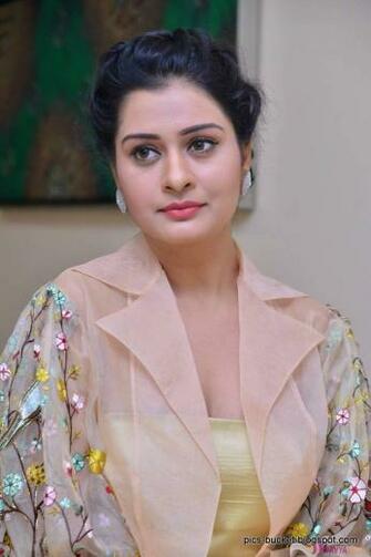 Actress Payal Rajput Hot Photos And HD Wallpaper