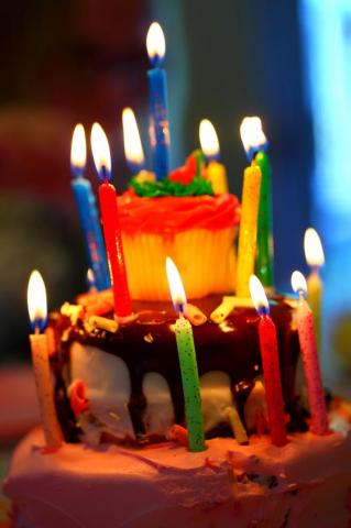 File Creative Commons BirtHDay Cake And Candles Jpg