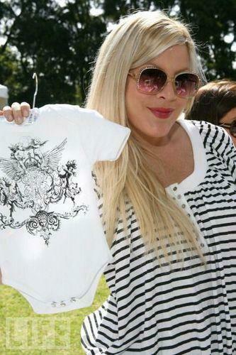Tori Spelling Image Wallpaper And Background Photos