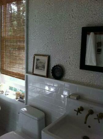 Allison Greiner Ferris On Time Fix Up The Mini Bathroom Pint