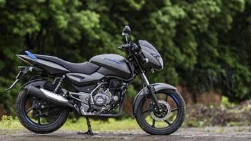 Bajaj Pulsar Front Three Quarter Image Wallpaper
