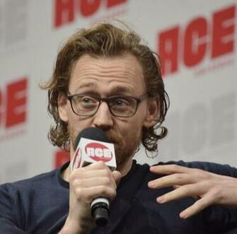 Tom Hiddleston Image Ace Comic Con Arizona January
