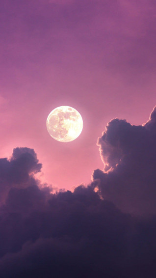 Aesthetic Moon Wallpaper