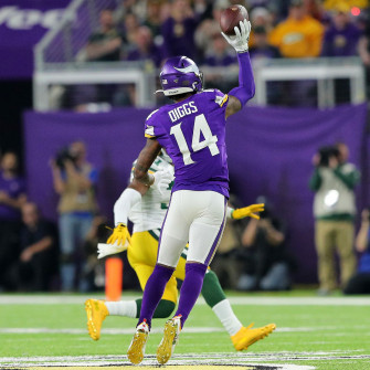 Stefon Diggs Injury Vikings Wr Leaves Week Mnf After Taking