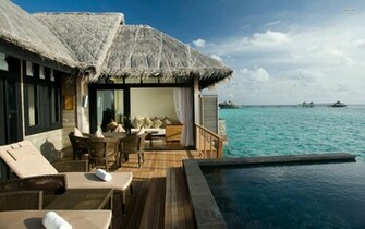 Water Bungalow In Maldives Wallpaper Beach