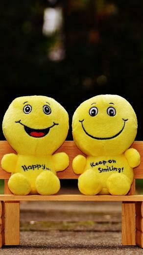 Happy Face iPhone Wallpaper Top