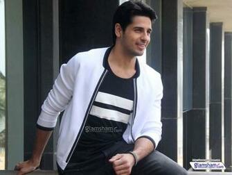 Sidharth Malhotra High Resolution Image Glamsham