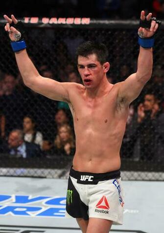 How Does Cruz Have Love Handles Sherdog Forums Ufc