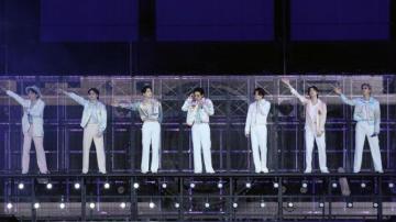 Bts Permission To Dance On Stage Concert Photos And Fan Reactions