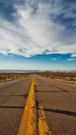 Highway Landscape iPhone 5s Wallpaper