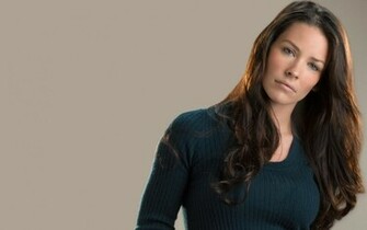 Evangeline Lilly Wallpaper Erica Cerra Photo Shared By