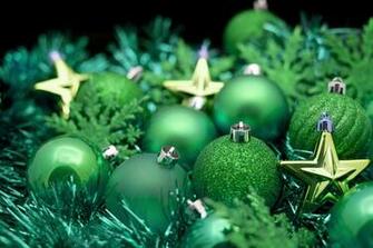 Photo Of Green And Gold Christmas Image