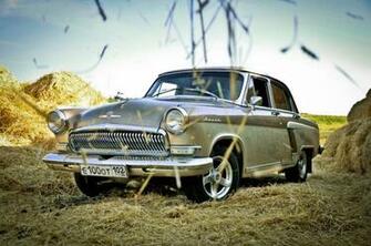 Volga Gaz Classic Wallpaper