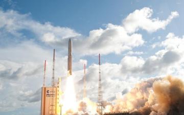 Ariane Wallpaper Space