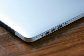 Macbook Pro Vs Air Wallpaper