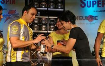Mandira Bedi Golds Gym Super Spin Cycling Challenge Wallpaper Size