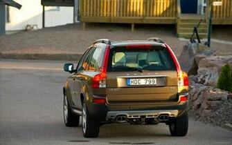 Volvo Xc90 Wallpaper