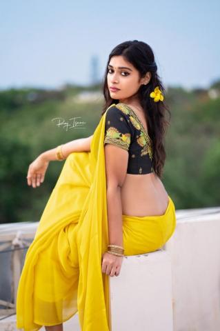 Dharsha Gupta Desktop Background Magazine50