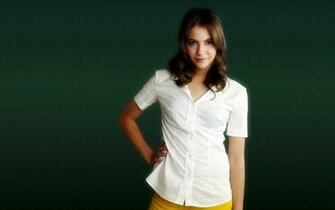 Willa Holand Thea Queen Arrow Wallpaper Image Gallery