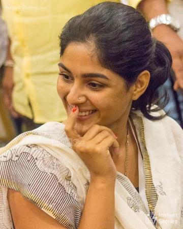 Samyuktha Menon Hot HD Photos Wallpaper 1080p 4k
