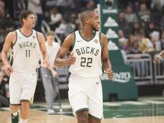 Middleton Lopez And Hill Are Back Brogdon Is Out In Bucks