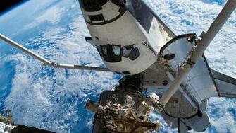 Shuttle Iss HD Wallpaper