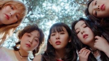 Red Velvet Cookie Jar Wendy Yeri Irene Seulgi Joy 4k