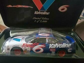 Racing Champions Authentics Mark Martin Valvoline Diecast