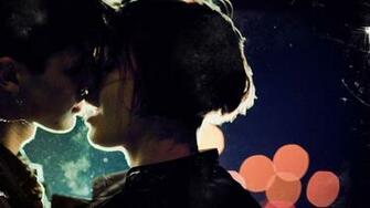 Pics Of Passionate Young Love Couple Hug And Kiss Each