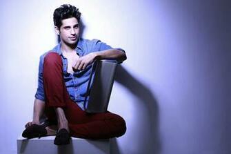 Sidharth Malhotra Desktop Background