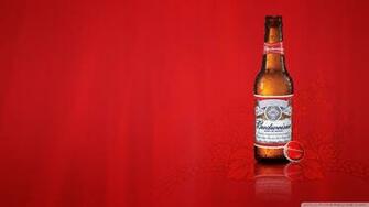 Budweiser Chic Wallpaper