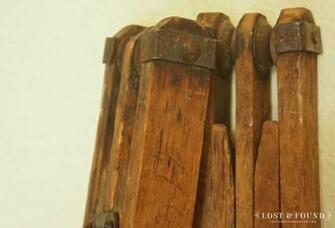 Antique Wallpaper Table Legs Lost Found