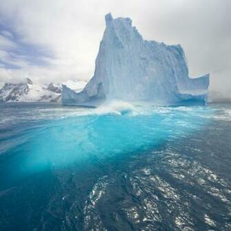 In The Arctic Ocean Is A Perfect Wallpaper For All Nature Lovers