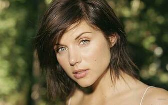 Tiffani Amber Thiessen Wallpaper Wallpapercharlie