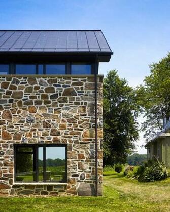 Modern Farm House Hot Girls Wallpaper