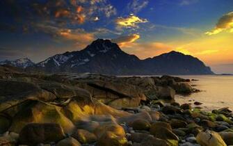 Sunset In The Mountains X Close