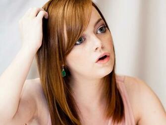 Emma Stone iPhone Background