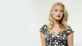 Cute Amber Heard Wallpaper HD
