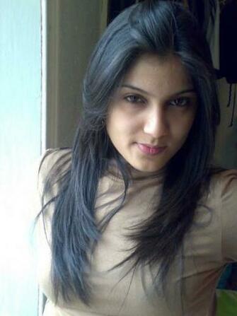 Hot Indian Girl Wallpaper Desktop HD