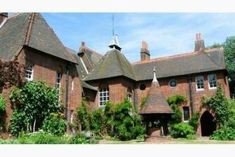 Raphaelite Wall Mural Found Hidden In William Morris S London Home
